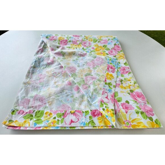 Vintage 70s flat/top bedsheet, pastel floral sheet, twin size bed, Pequot - Picture 8 of 8